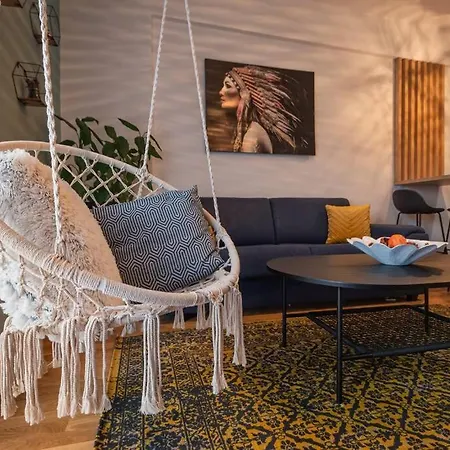 Lägenhet Modern, Bright And Cozy